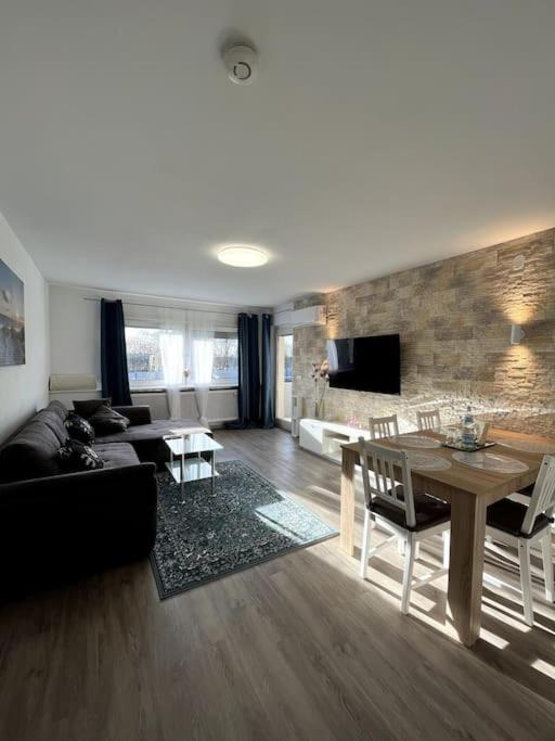 Familienwohnung Naehe Europapark, Messe, Gifiz See Оффенбург Экстерьер фото